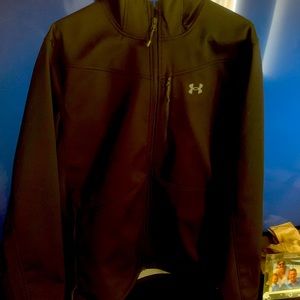 Men under armor jacket with hood